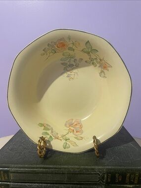 Homer Laughlin Cream Serving Bowl with Yellow Rose Motif